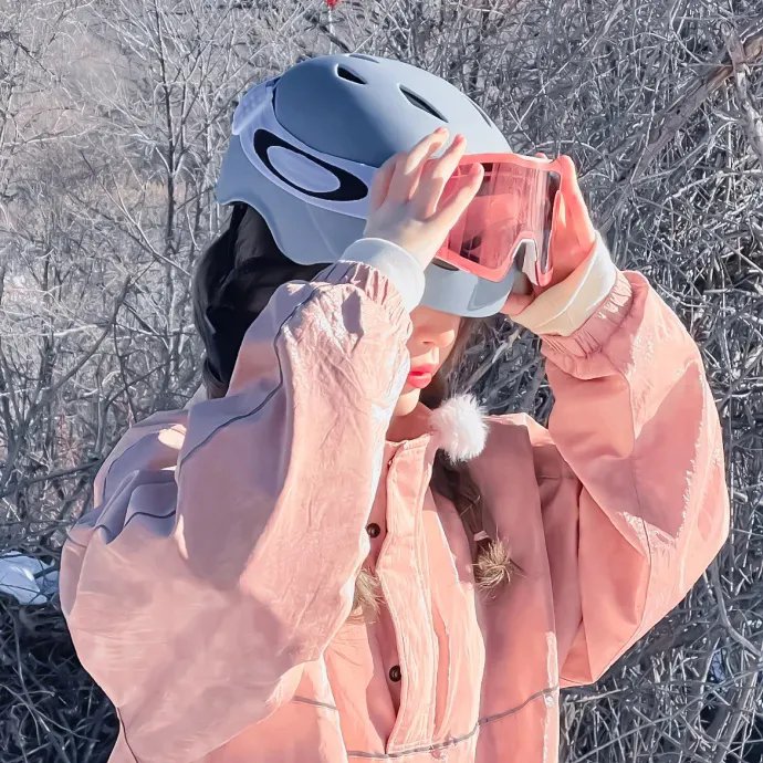 白雪不惜旧人愁